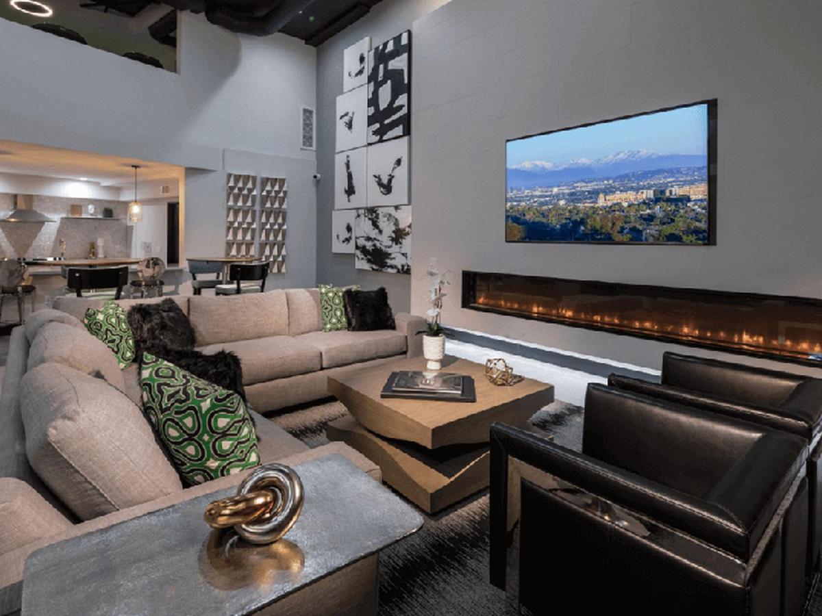 One Lux Stay At The Mansfield Miracle Mile Los Angeles Exterior photo