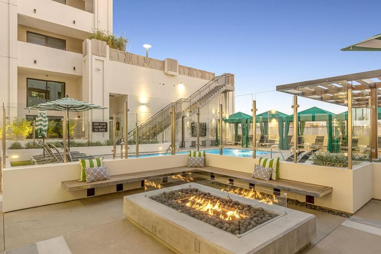 One Lux Stay At The Mansfield Miracle Mile Los Angeles Exterior photo