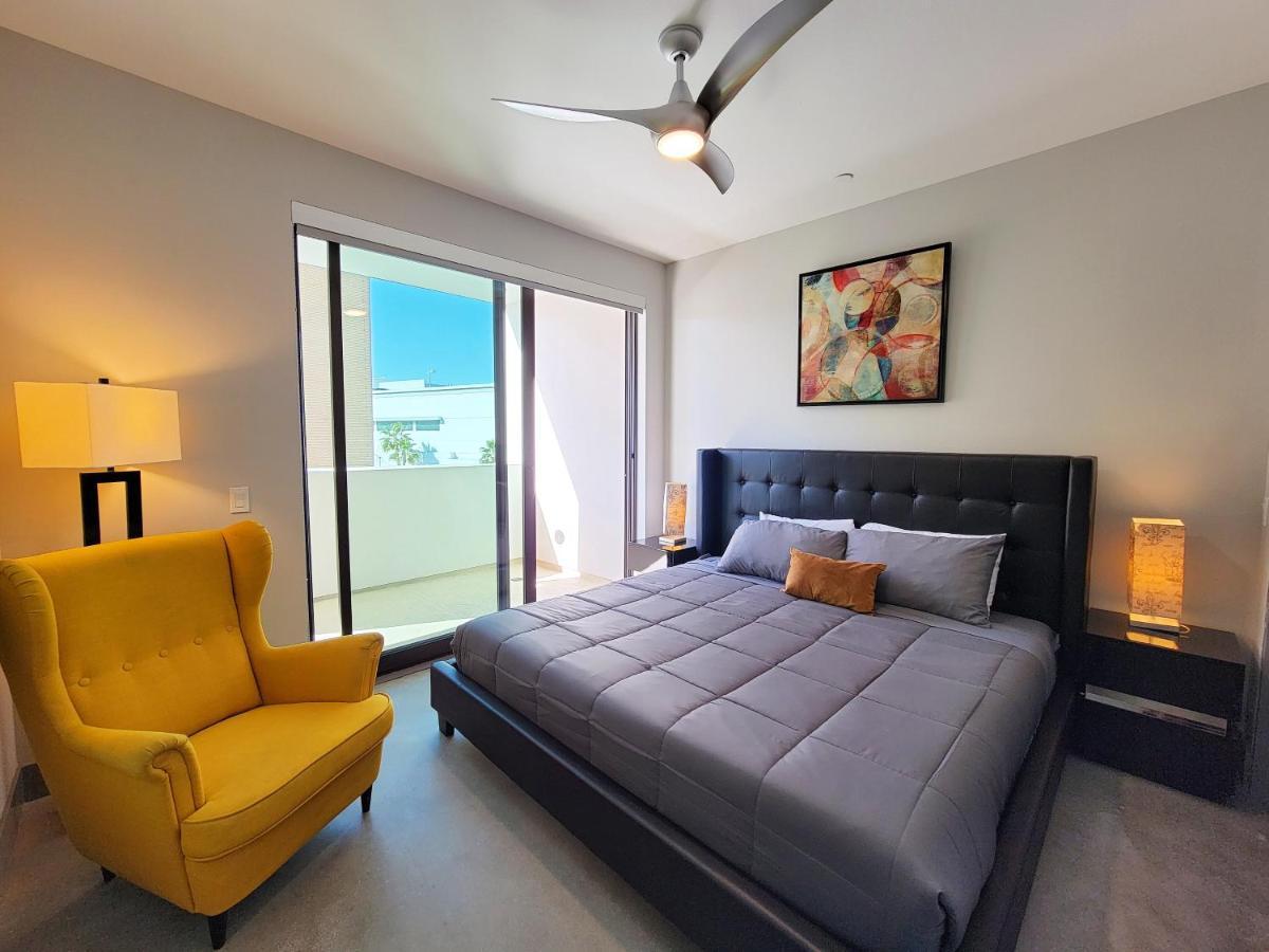 One Lux Stay At The Mansfield Miracle Mile Los Angeles Exterior photo